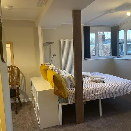 Apartment Hope Corner